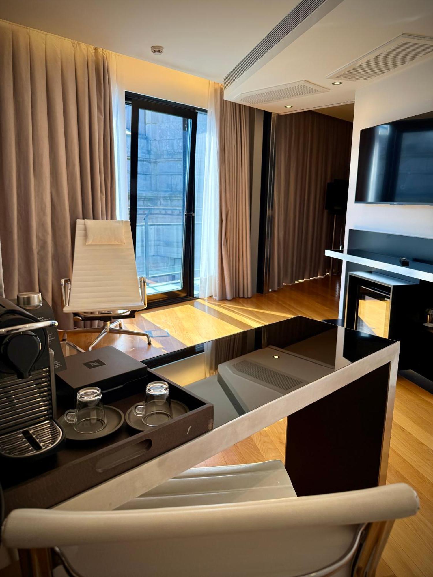 Hotel Inffinit Vigo Exterior foto